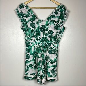 Kos Resort Tropical Leaf Print Romper, size small, EUC